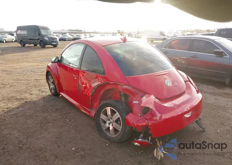 2006 Volkswagen New Beetle 2.5 from USA, damaged, VIN 3VWRG31C46M404371